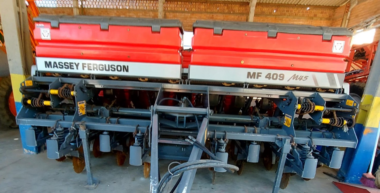 Plantadeira MF 409 Ano 2015