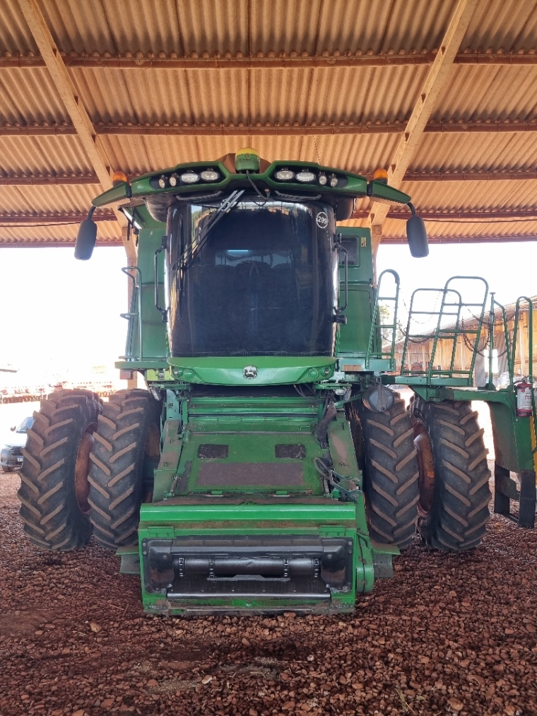 Colheitadeira S670 Ano 2015