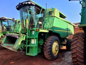 Colheitadeira STS 9570 Ano 2014