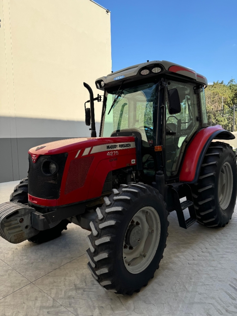 Trator 4275 Ano 2014