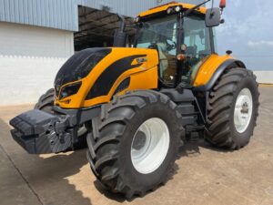 Trator T-250 Ano 2018