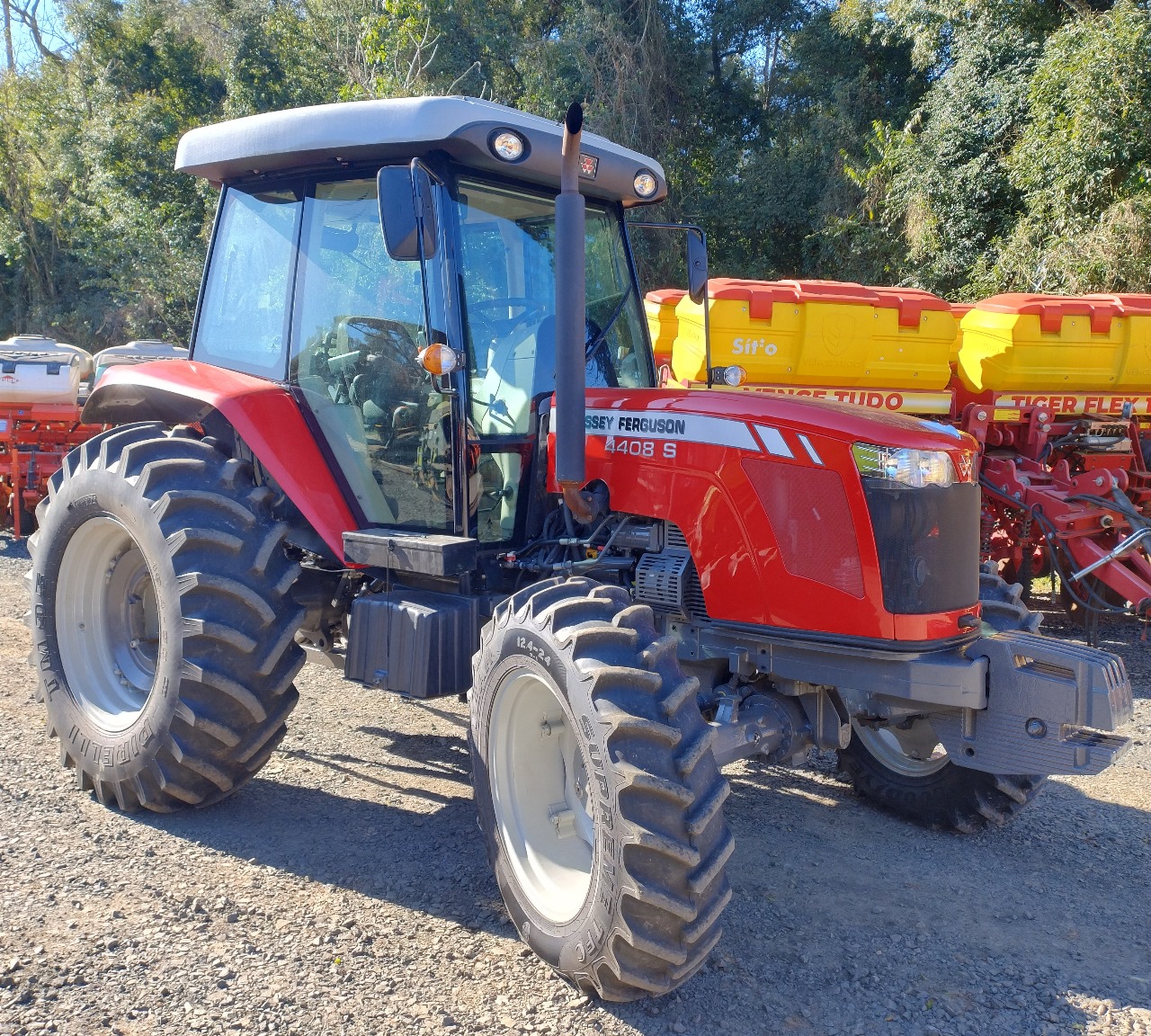 Trator MF 4408S Ano 2024