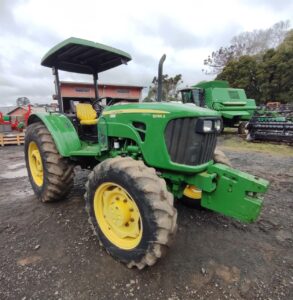 Trator JD5085 E Ano 2013