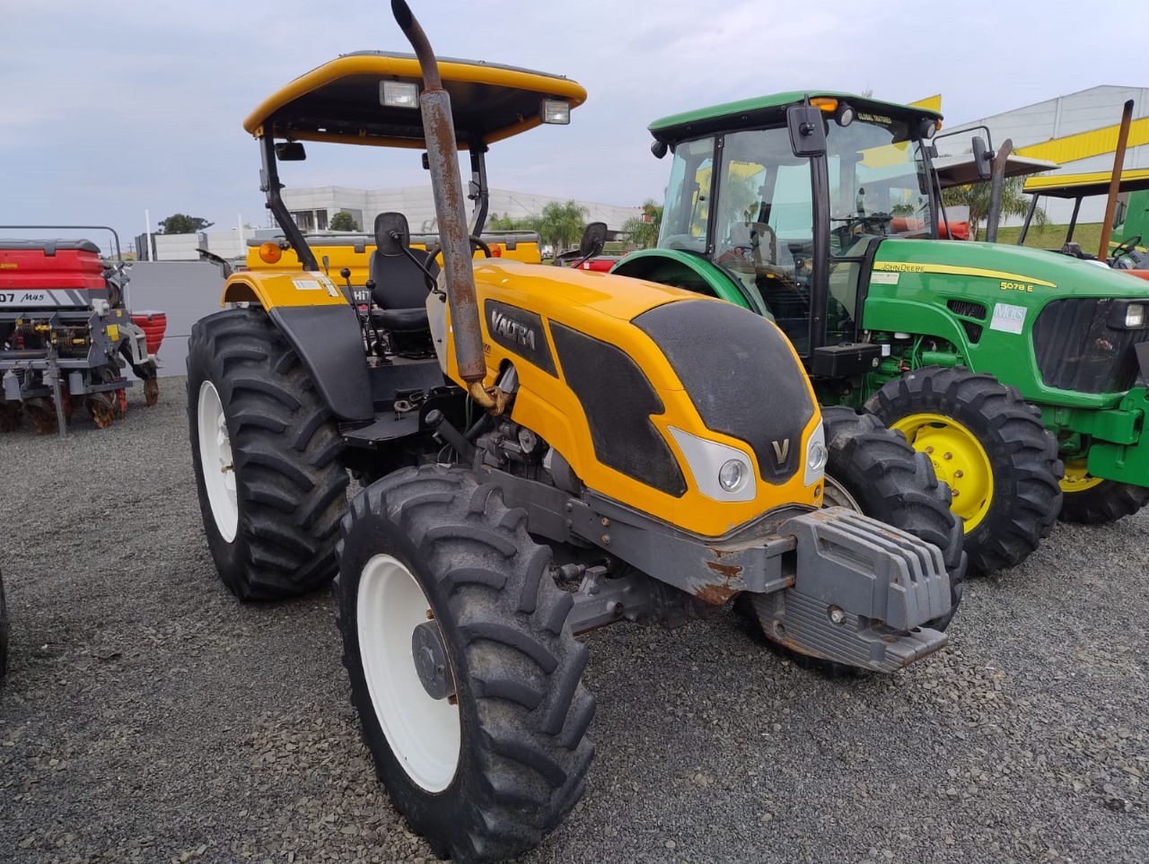 Trator A 750 Ano 2014