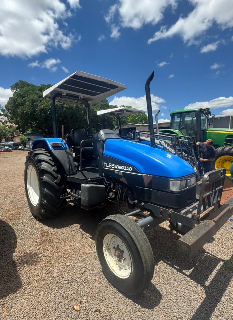 Trator TL 65 Ano 2002