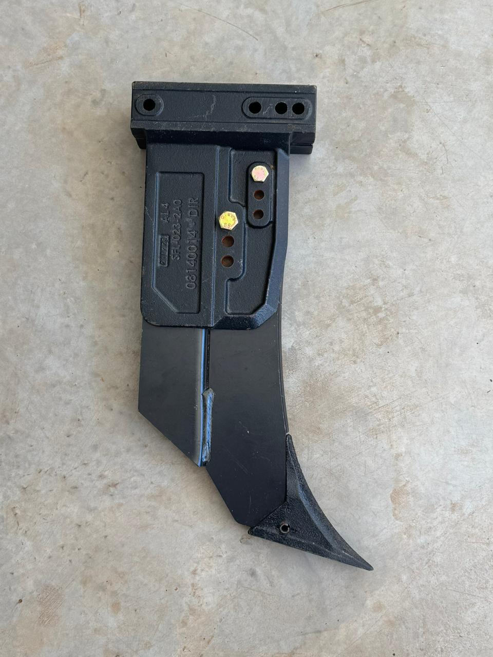 Sulcador de Adubo Fixo