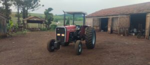 Trator MF 275 Ano 2002