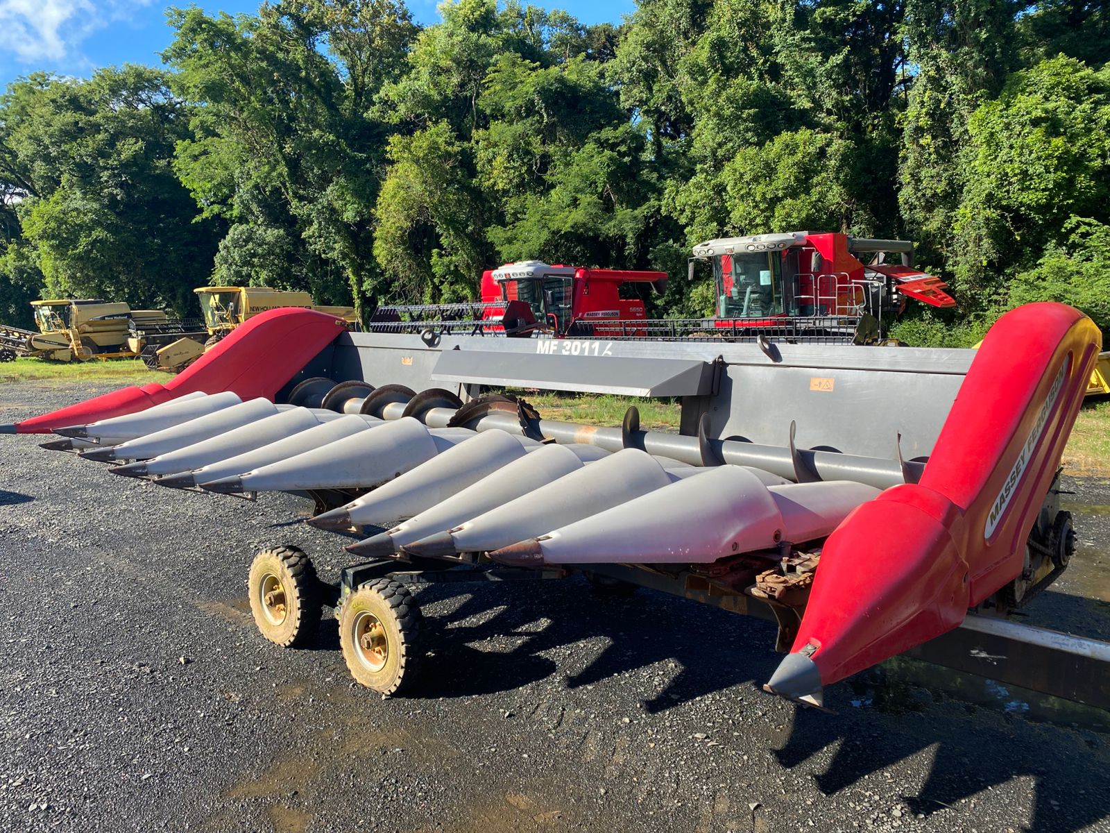 Plataforma de Milho MF 3011 Ano 2017