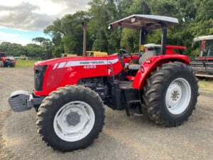 Trator MF 4283 Ano 2011