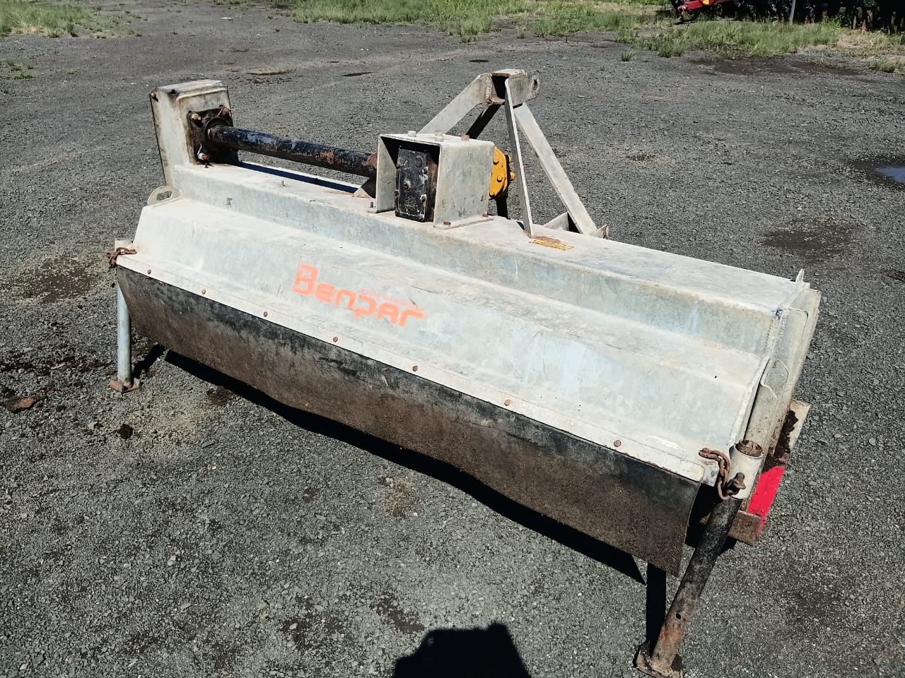 Triturador para Cama de Aviário Benpar