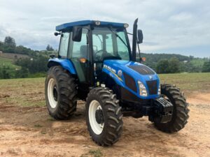 Trator TL 75 New Holland Ano 2015
