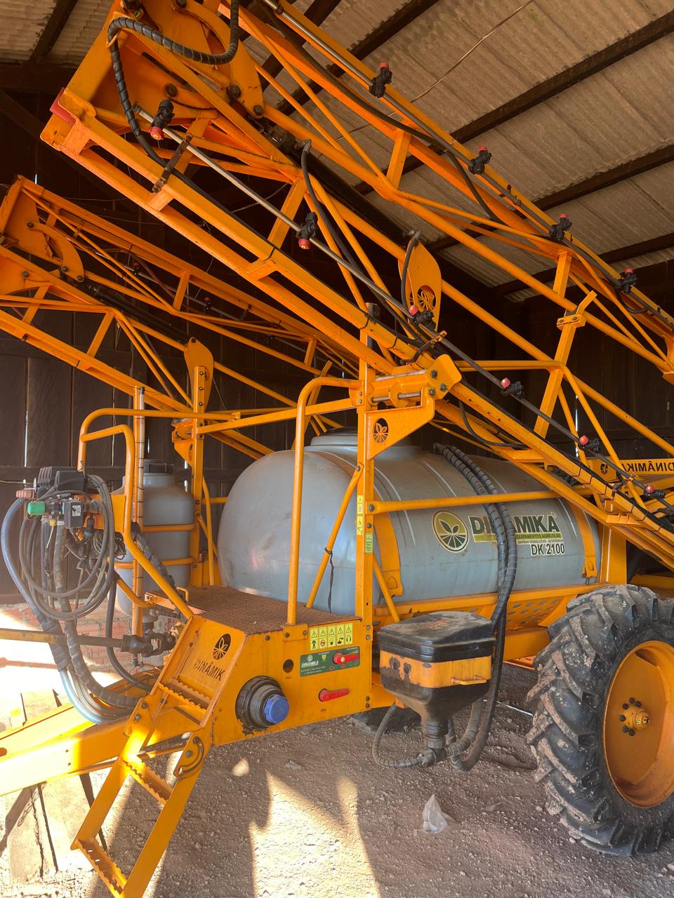 Pulverizador de Arrasto DK2100 Dinamika ano 2022