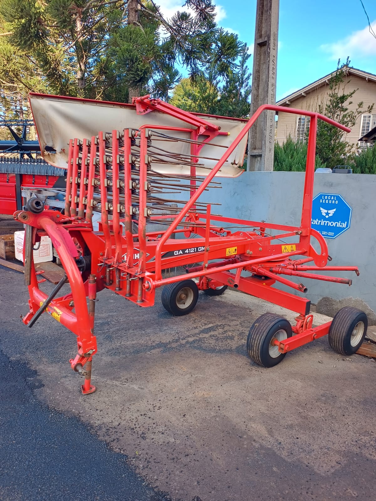 Ancinho Enleirador Monorotor GA4121 Ano 2022