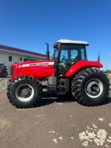 Trator MF 7415 Dyna 6 Massey Ferguson