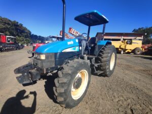 Trator TL 75 Ano 2008 New Holland