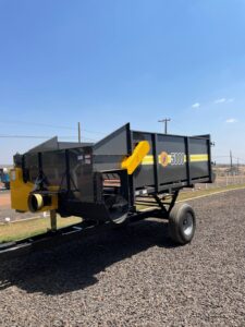 Vagão forrageiro JF 5000