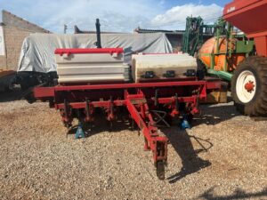 Plantadeira PAR 2800 Semeato