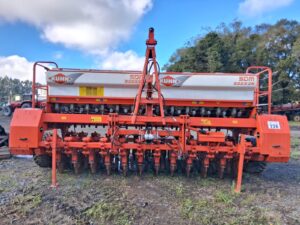Semeadora SDM 2223 Ano 2011 Kuhn
